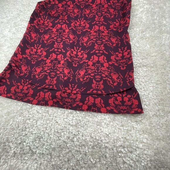 Cabi Red Cameo Print Sleeveless Blouse Top - Picture 11 of 12
